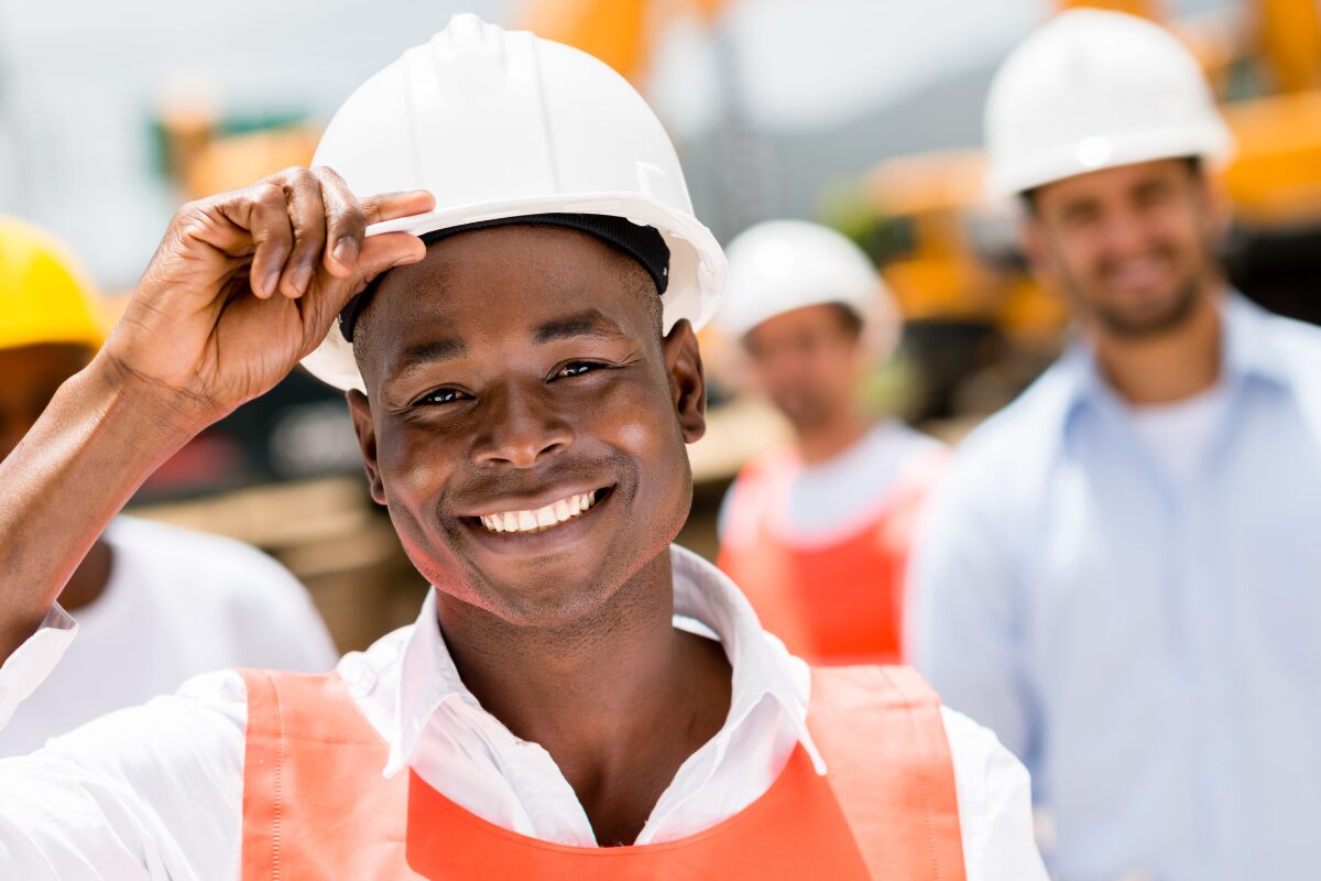 r&eacute;gularisation d'un &eacute;tranger par le travail en France